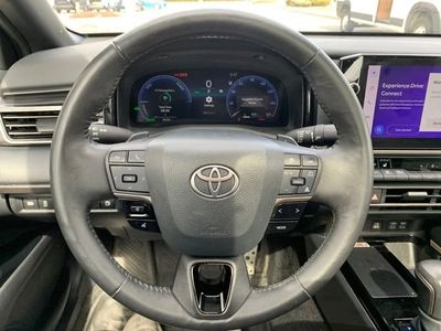2025 Toyota Camry XSE - Photo 18