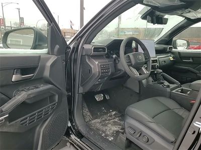 2026 Toyota Tacoma - Photo 9