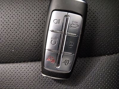 2025 Genesis GV70 - Photo 15
