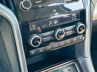 2022 Subaru Ascent — photo 15 view
