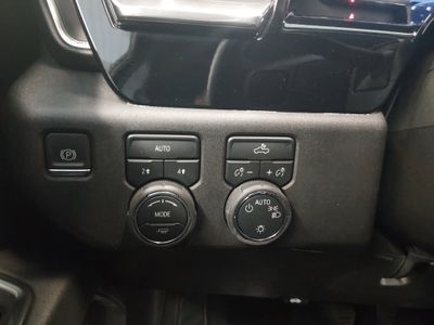2025 Chevrolet Silverado 1500 - Photo 13