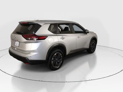 2025 Nissan Rogue — photo 7 view