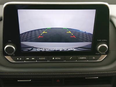 2025 Nissan Rogue — photo 16 view