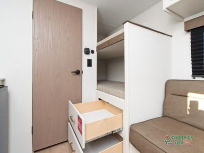 2026 Grand Design Transcend One - Photo 19