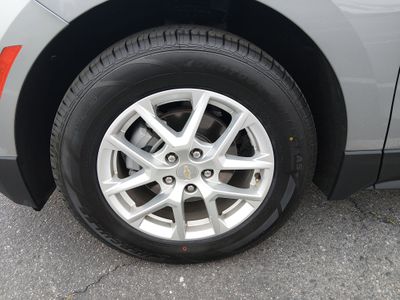 2024 Chevrolet Equinox — photo 10 view
