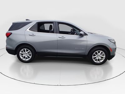 2024 Chevrolet Equinox — photo 8 view