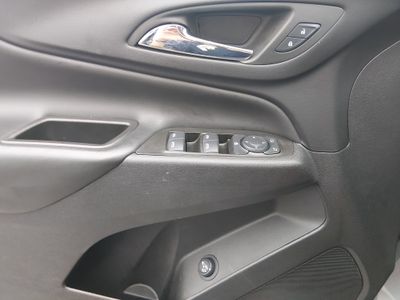 2024 Chevrolet Equinox — photo 18 view