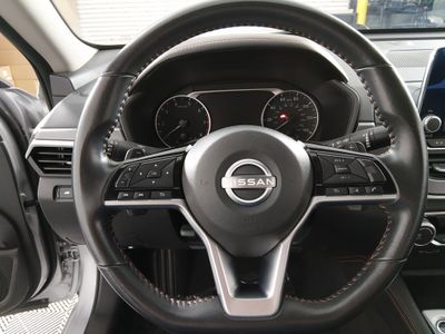 2024 Nissan Altima — photo 12 view