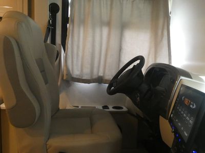 2026 Thor Motor Coach Vegas - Photo 9