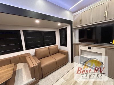 2026 Forest River RV Wildwood Heritage Glen — photo 46 view