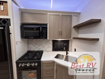 2026 Forest River RV Wildwood Heritage Glen — photo 28 view