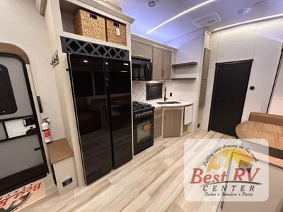 2026 Forest River RV Wildwood Heritage Glen — photo 23 view