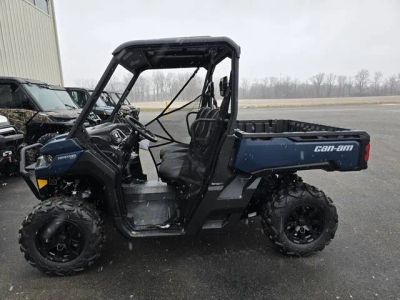 2026 Can-Am® Defender XT HD9 — front three-quarter view