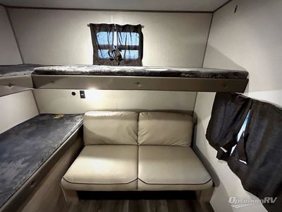 2024 Coachmen Catalina Legacy Edition - Photo 16