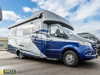 2026 Tiffin Motorhomes Wayfarer — rear three-quarter view