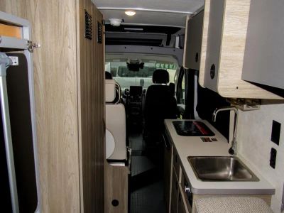 2026 Winnebago SOLIS - Photo 4