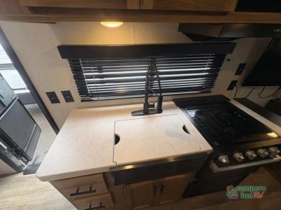 2023 Forest River RV Cherokee Grey Wolf — photo 15 view