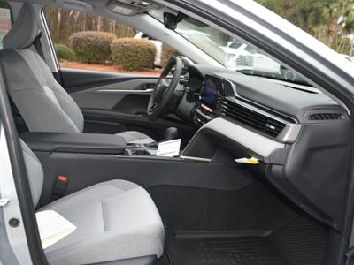 2026 Toyota Camry - Photo 11