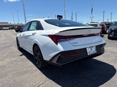 2026 Hyundai Elantra Hybrid - Photo 7