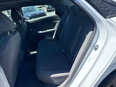 2026 Hyundai Elantra Hybrid - Photo 37