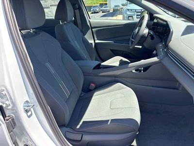 2026 Hyundai Elantra Hybrid - Photo 40