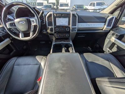 2017 Ford F-450SD - Photo 12