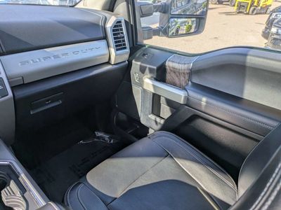 2017 Ford F-450SD - Photo 14