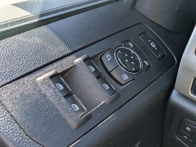 2017 Ford F-450SD - Photo 17