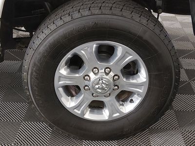 2023 Ram 2500 — photo 10 view
