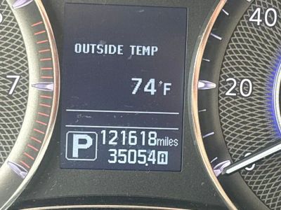 2017 INFINITI QX80 - Photo 25