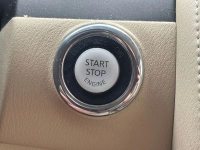 2017 INFINITI QX80 - Photo 20