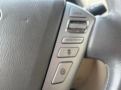 2017 INFINITI QX80 - Photo 23