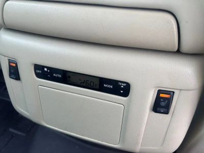 2017 INFINITI QX80 - Photo 32