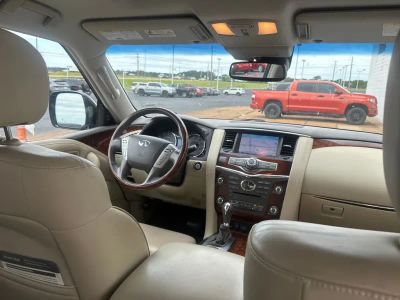 2017 INFINITI QX80 - Photo 33
