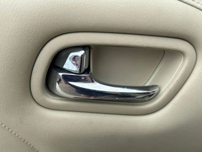 2017 INFINITI QX80 - Photo 9