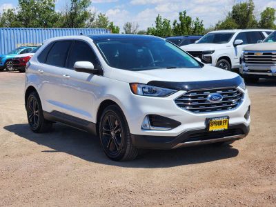 2020 Ford Edge — detail view