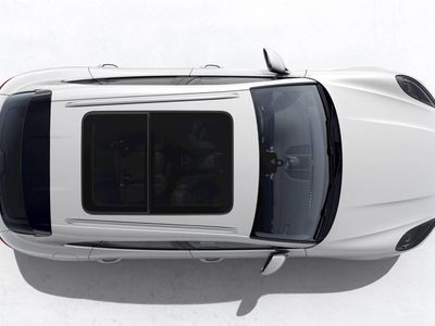 2026 Porsche Macan - Photo 5