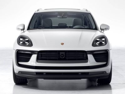 2026 Porsche Macan - Photo 8