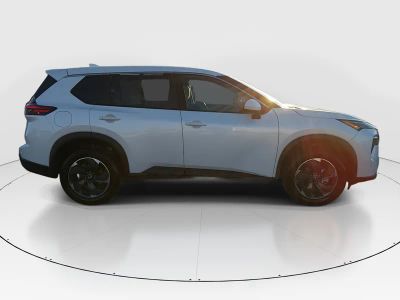2024 Nissan Rogue - Photo 8