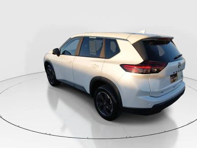 2024 Nissan Rogue - Photo 5