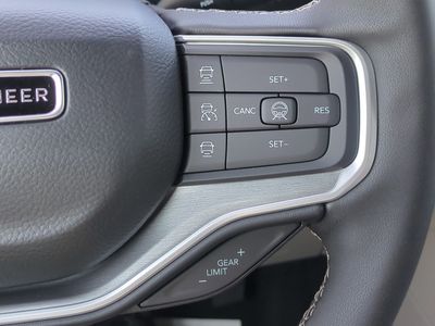 2026 Jeep Grand Wagoneer - Photo 29