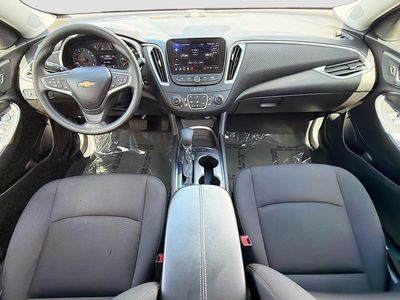 2025 Chevrolet Malibu - Photo 15