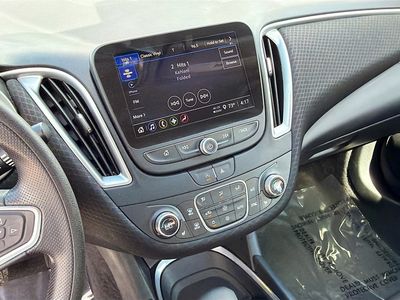 2025 Chevrolet Malibu - Photo 26