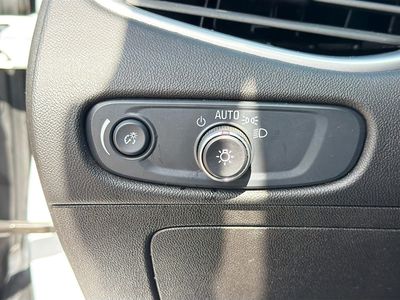 2025 Chevrolet Malibu - Photo 33