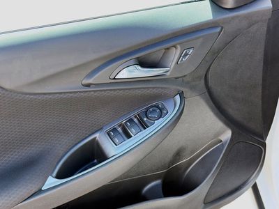 2025 Chevrolet Malibu - Photo 22