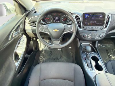 2025 Chevrolet Malibu - Photo 16