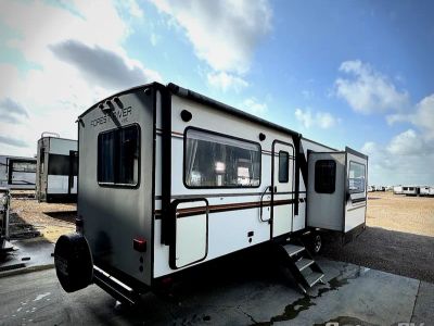 2019 Forest River Vibe — front three-quarter view