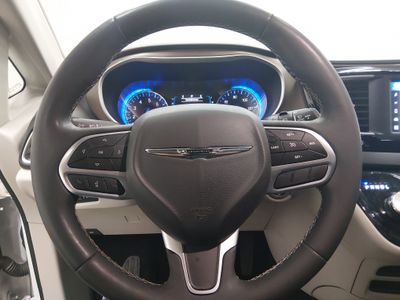 2023 Chrysler Voyager - Photo 12