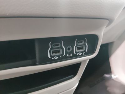 2023 Chrysler Voyager - Photo 19