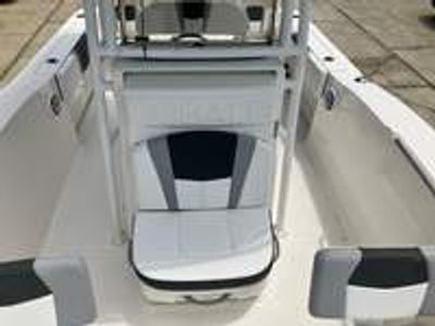 2026 Robalo 200 CC - Photo 8